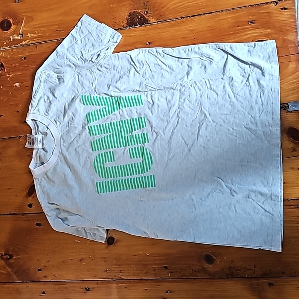 ICNY men's t-shirt size large